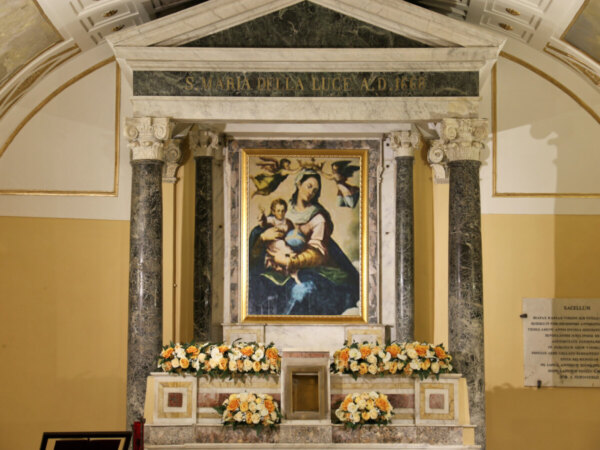 Chiesa-santa-maria-della-luce-Napoli-dopo-restauro (2)